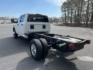 2023 RAM 3500 Chassis Cab SLT CREW CAB CHASSIS 4X4 60&#39; CA